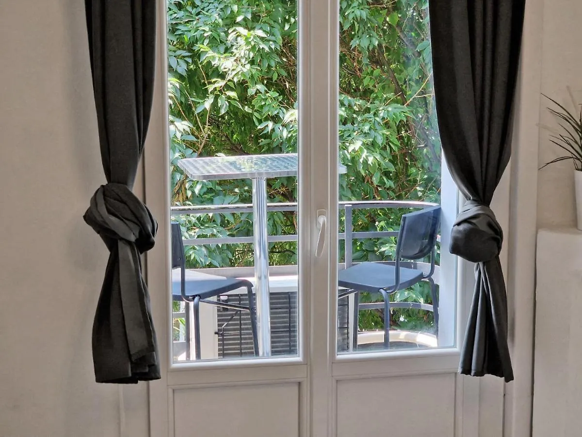 Gregbnb - T2 35M2 - Clim - Parking Inclus - Balcon - Appartement No2 Toulon 0*,
